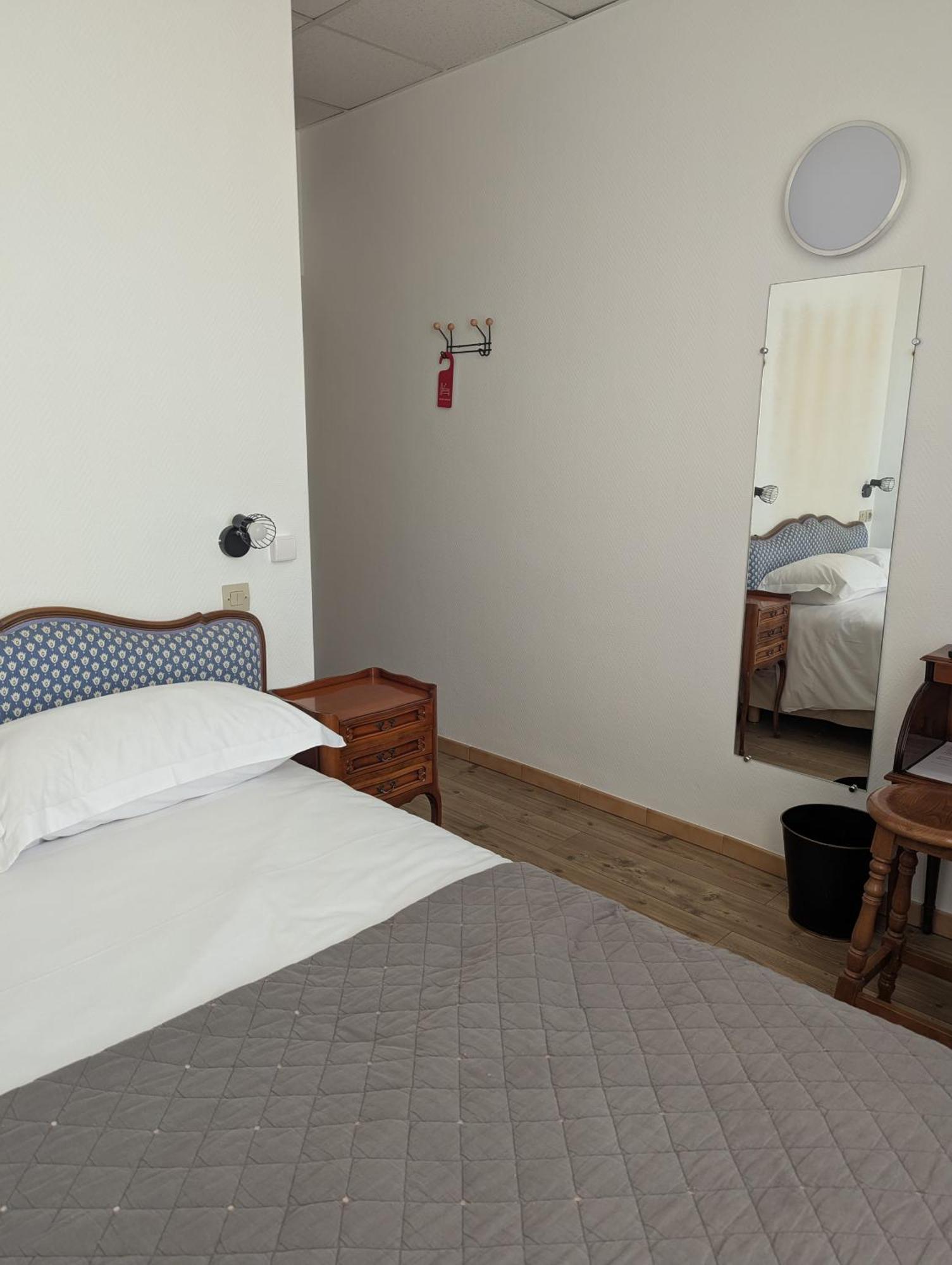 Hotel Du Parc Montélimar Cameră foto