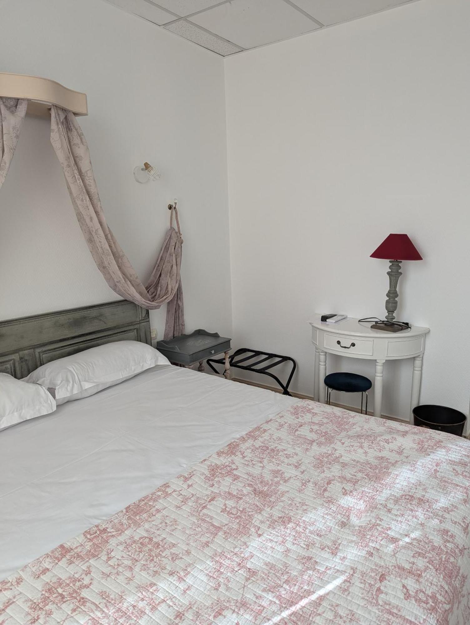 Hotel Du Parc Montélimar Cameră foto