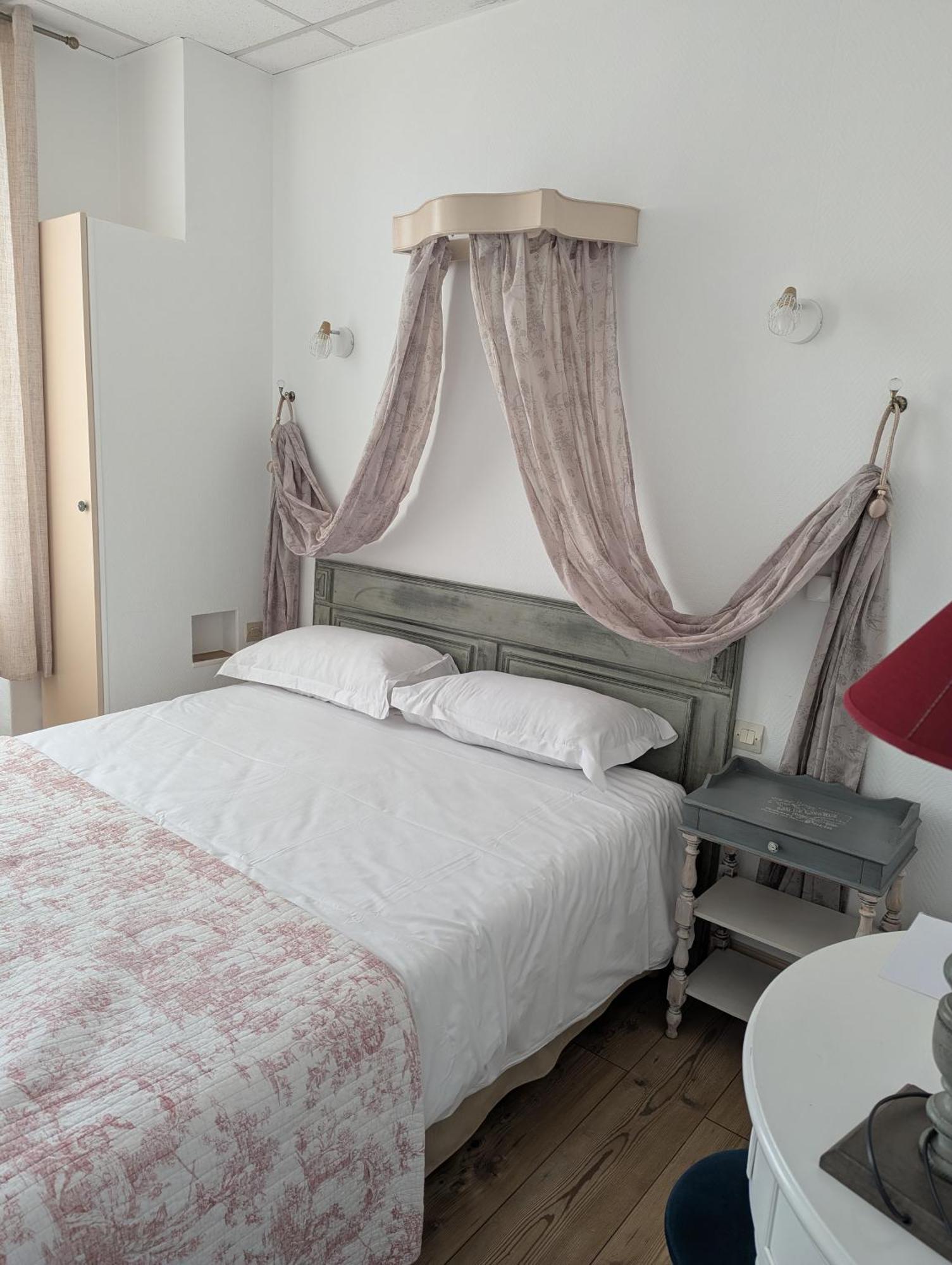 Hotel Du Parc Montélimar Cameră foto